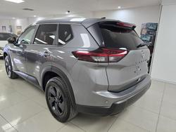 2026 Nissan X-TRAIL ST-L