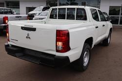 2026 Mitsubishi Triton GLX