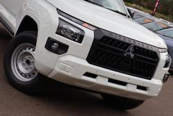 2026 Mitsubishi Triton GLX