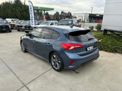 2020 Ford Focus ST-Line
