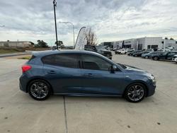 2020 Ford Focus ST-Line