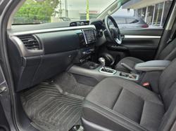 2019 Toyota Hilux SR5