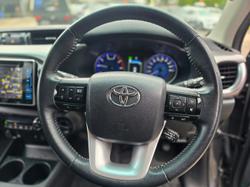 2019 Toyota Hilux SR5