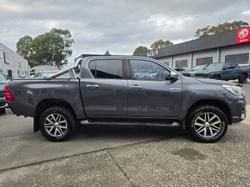 2019 Toyota Hilux SR5