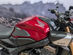 2024 Honda CB650R RED