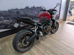 2024 Honda CB650R RED