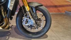 2022 Triumph Speed Triple RS 1200 Speed Triple Silver