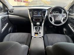 2023 Mitsubishi Pajero Sport GLS