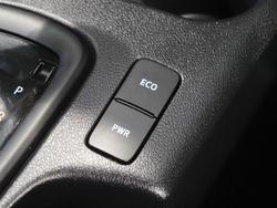 2022 Toyota Hilux SR