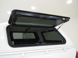 2022 Toyota Hilux SR