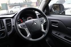 2022 Mitsubishi Triton GLX