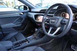 2024 Audi Q3 40 TFSI S line