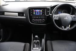 2018 Mitsubishi Outlander ES