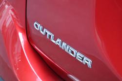 2018 Mitsubishi Outlander ES