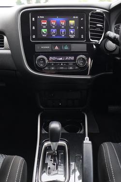 2018 Mitsubishi Outlander ES