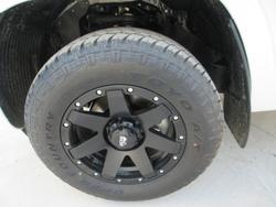 2026 Mitsubishi Triton GLX