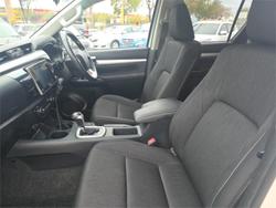 2019 Toyota Hilux SR5