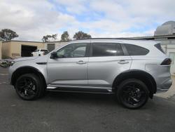 2026 Isuzu MU-X X-TERRAIN