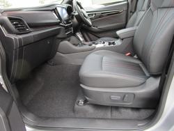 2026 Isuzu MU-X X-TERRAIN