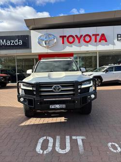 2021 Toyota Landcruiser VX