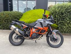 KTM 1090 Adventure R
