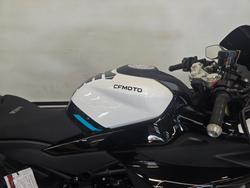 2024 CFMOTO 450 SR ABS NEBULA BLACK