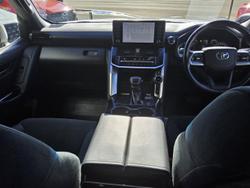 2024 Toyota Landcruiser GXL FJA300R 4X4 Dual Range Glacier White