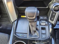 2024 Toyota Landcruiser GXL FJA300R 4X4 Dual Range Glacier White
