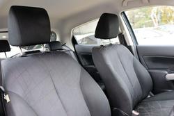 2013 Mazda 2 Neo Sport