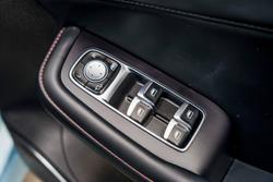 2021 MG HS PHEV Essence