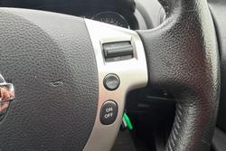 2012 Nissan Dualis ST