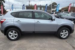 2012 Nissan Dualis ST