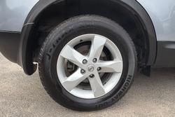 2012 Nissan Dualis ST