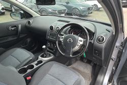 2012 Nissan Dualis ST