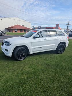 2014 Jeep Grand Cherokee Blackhawk WK MY14 4X4 Dual Range Bright White