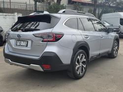 2022 Subaru Outback AWD Touring