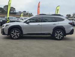 2022 Subaru Outback AWD Touring