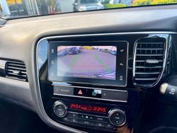 2019 Mitsubishi Outlander ES