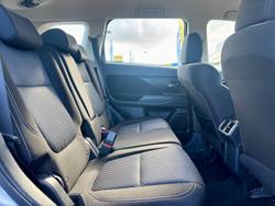 2019 Mitsubishi Outlander ES