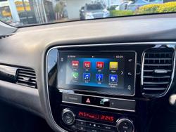 2019 Mitsubishi Outlander ES