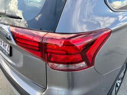 2019 Mitsubishi Outlander ES