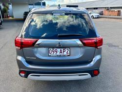 2019 Mitsubishi Outlander ES