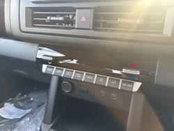 2025 Mitsubishi Triton GLX