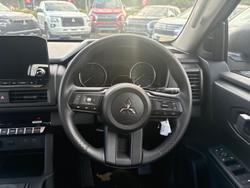 2025 Mitsubishi Triton GLX