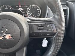 2025 Mitsubishi Triton GLX