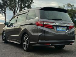 2016 Honda Odyssey VTi-L
