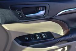 2014 Toyota Kluger Grande