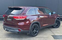 2019 Toyota Kluger Black Edition GSU50R Red