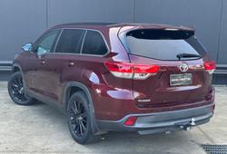 2019 Toyota Kluger Black Edition GSU50R Red