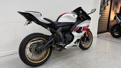 2022 YAMAHA YZF-R7LA White